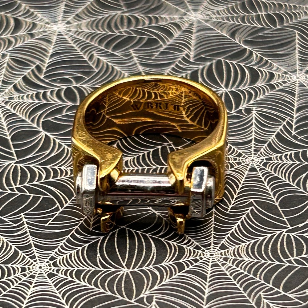 W. Britt  hinged ring